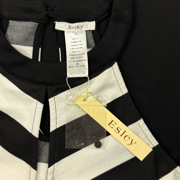 Esley | Black & White Chevron Striped Knit Halter Dress NWT - Picture 10 of 14